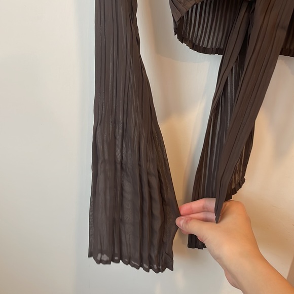 NWT Urban Outfitters Front Tie Top - Picture 4 of 5